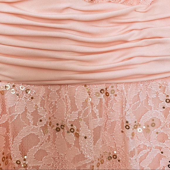 Mid-length Floral Dress - Picture 3 of 4